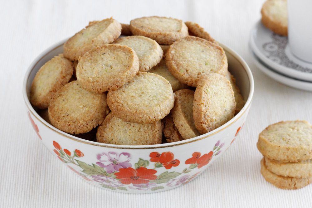 עוגיות סחלב עם פיסטוק וקוקוס | צילום: נטלי לוין