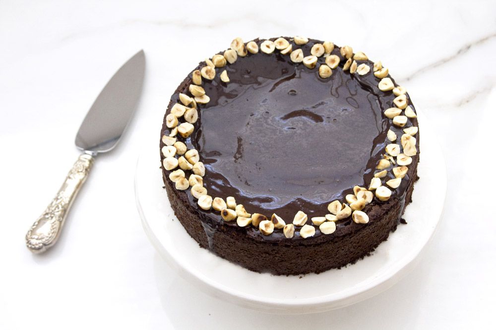 עוגת שוקולד וקפה עם אגוזים מושלמת לפסח | צילום: נטלי לוין