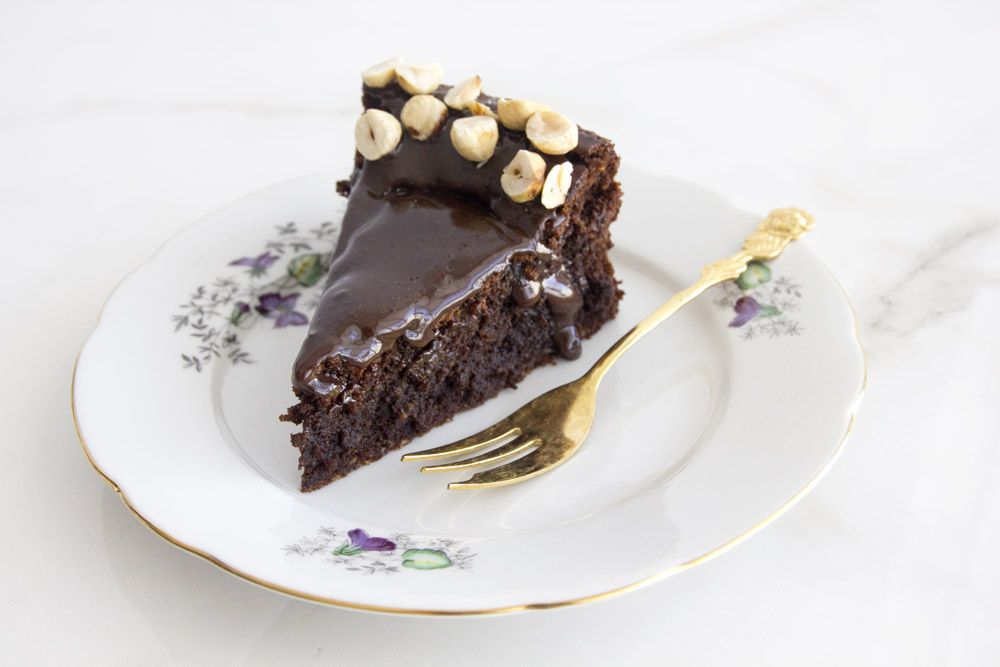 עוגת שוקולד וקפה עם אגוזים מושלמת לפסח | צילום: נטלי לוין