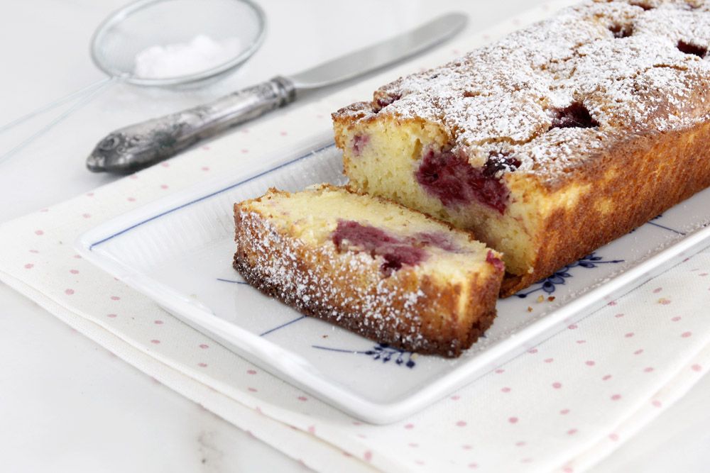 Raspberry Cake with White Chocolate Chips and Almonds