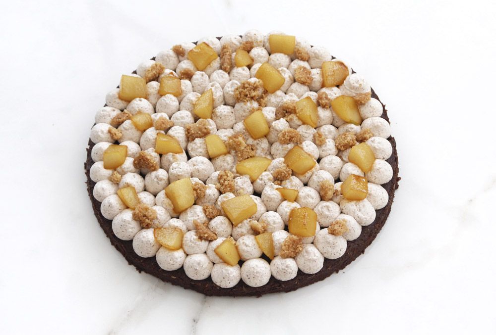 Chocolate and Cinnamon Brownie Cake with Hazelnut and Pears 