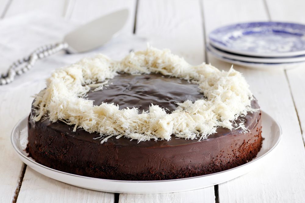 One-bowl Tahini Chocolate Cake