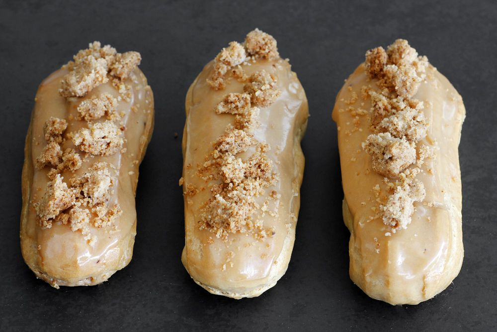 Coffee Eclairs with Pecan Streusel