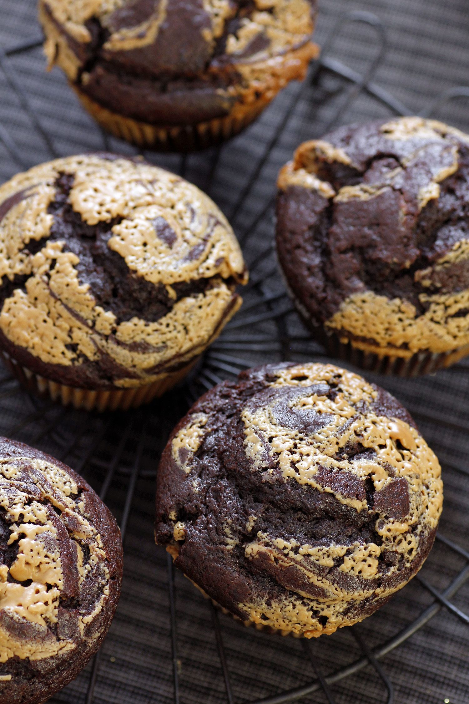 https://www.oogio.net/wp-content/uploads/2018/06/marbles_chocolate_peanut_butter_muffins5-s.jpg