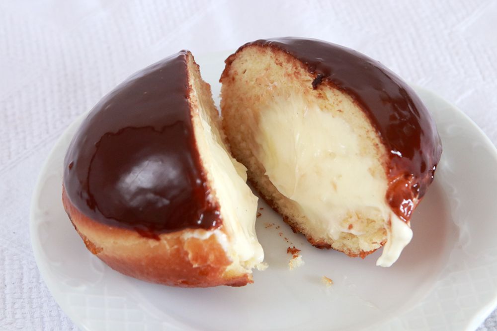 bavarian cream donut